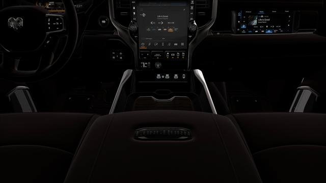 New 2026 RAM 2500 Limited AWD/4WD image 29