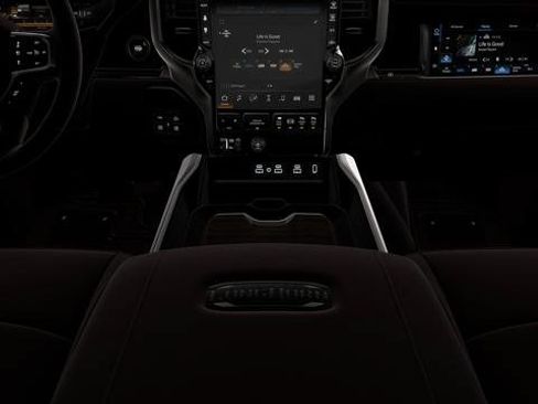 New 2026 RAM 2500 Limited AWD/4WD image 29