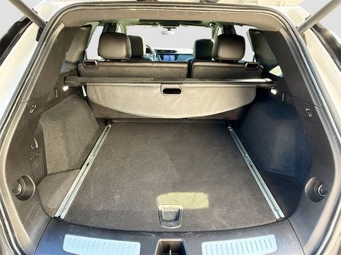 Used 2024 Cadillac XT5 Premium Luxury image 29