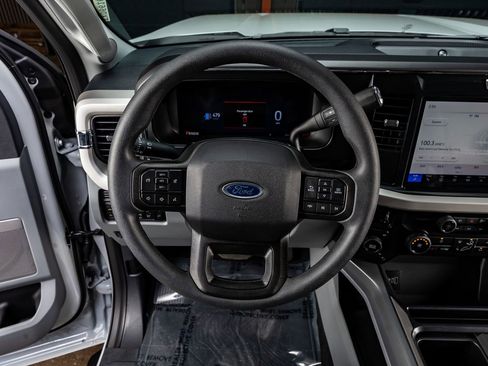 Used 2026 Ford F250 XLT w/ XLT Premium Package image 19