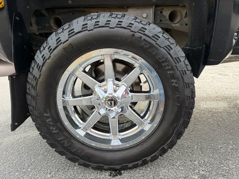 Used 2016 Chevrolet Silverado 2500 LTZ w/ Duramax Plus Package AWD/4WD image 18