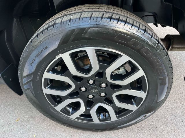 Certified 2022 Ford Maverick Lariat FWD image 12