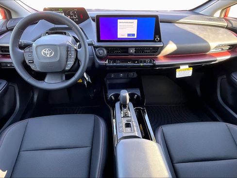 New 2026 Toyota Prius Plug-In Hybrid image 5