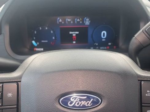 Used 2025 Ford F150 XL RWD image 19