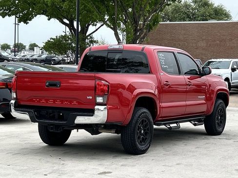 Used 2020 Toyota Tacoma SR5 image 4