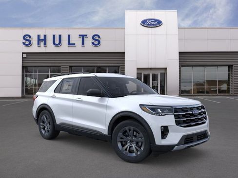 New 2026 Ford Explorer Active w/ Active Comfort Package image 7