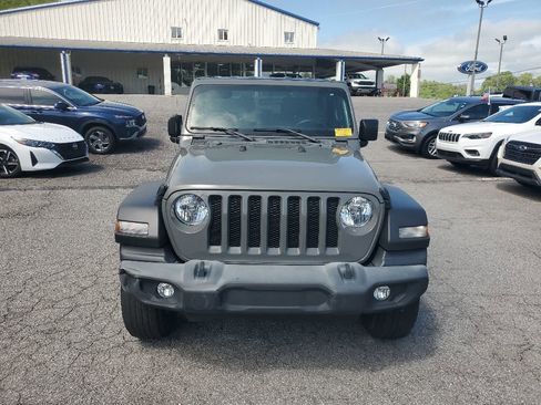 Used 2021 Jeep Wrangler Sport AWD/4WD image 3