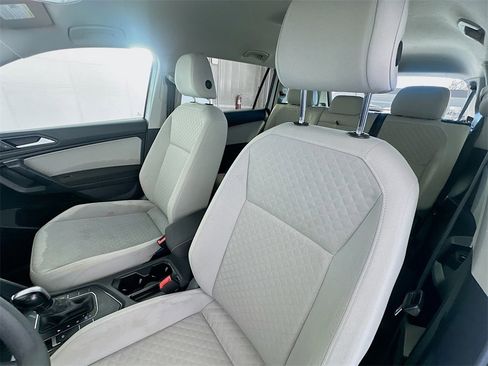 Used 2021 Volkswagen Tiguan S image 19