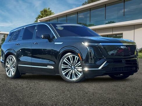 Certified 2026 Cadillac Vistiq Premium Luxury w/ LPO, Floor Liner Package AWD/4WD image 1