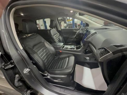 Certified 2022 Ford Edge SEL w/ Convenience Package image 26
