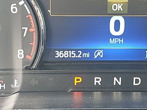 Used 2023 Ford Maverick XLT image 2