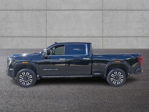 Used 2024 GMC Sierra 2500 Denali Ultimate AWD/4WD image 6