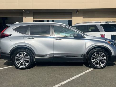 Used 2020 Honda CR-V Touring image 3