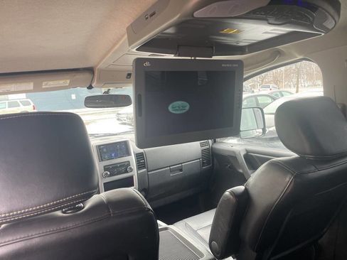 Used 2014 Nissan Titan PRO-4X w/ Pro-4x Luxury Package image 23