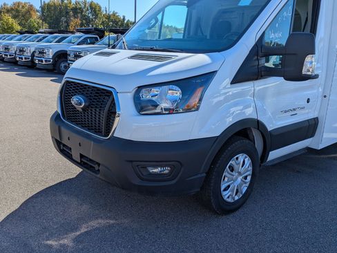New 2025 Ford Transit 350 w/ Interior Upgrade Package image 9