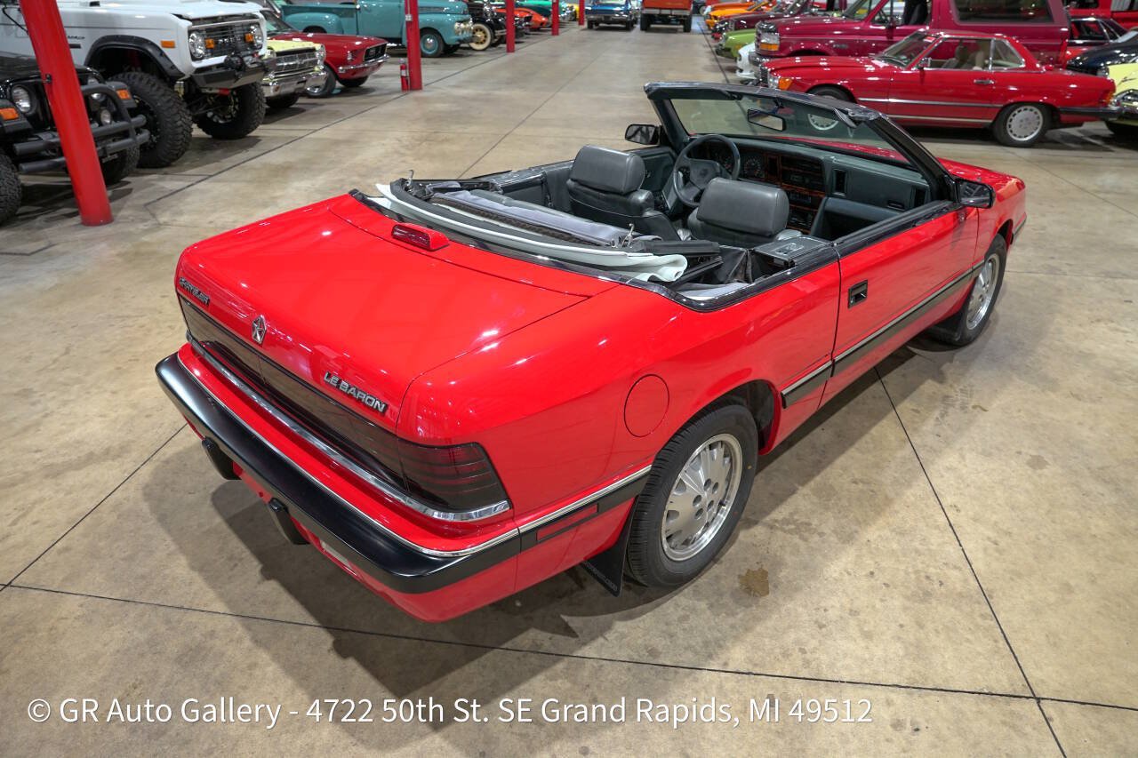 Used 1988 Chrysler LeBaron Convertible FWD image 17