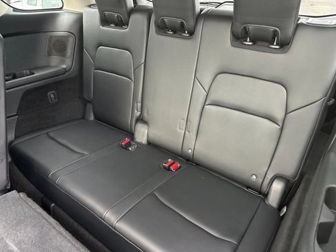 Used 2023 Nissan Pathfinder Platinum w/ Cargo Package image 15