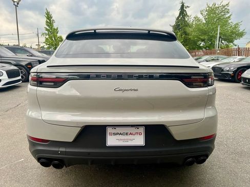 Used 2022 Porsche Cayenne Platinum Edition AWD/4WD image 6