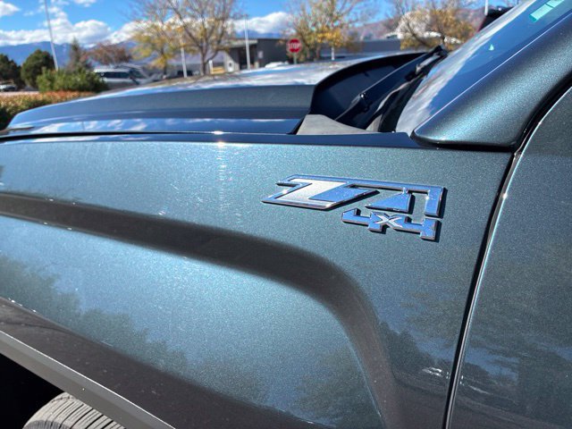 Used 2018 GMC Sierra 1500 SLT AWD/4WD image 11