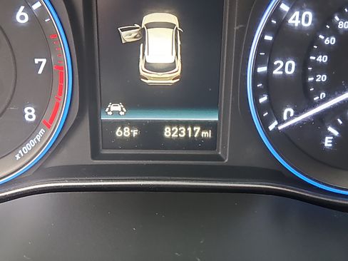 Used 2021 Hyundai Kona SEL Plus AWD/4WD image 6