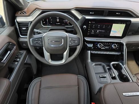 New 2026 GMC Sierra 2500 Denali w/ Denali Reserve Package AWD/4WD image 13