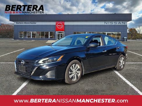 Certified 2024 Nissan Altima 2.5 S image 1