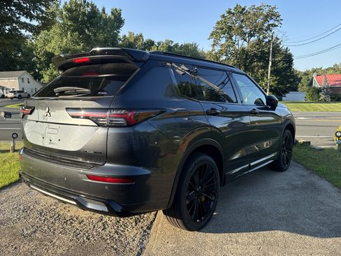New 2026 Mitsubishi Outlander SEL Black Edition AWD/4WD image 4