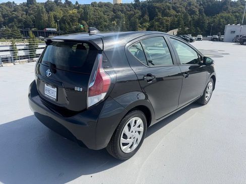 Used 2015 Toyota Prius C Two FWD image 3