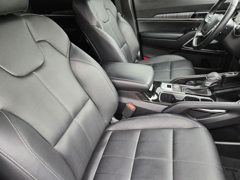 Used 2024 Kia Telluride SX AWD/4WD image 19