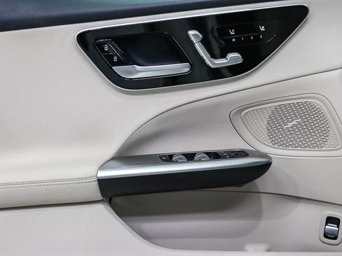 Certified 2024 Mercedes-Benz C 300 Sedan image 22