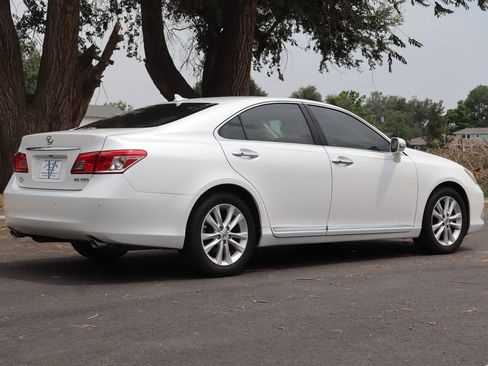 Used 2011 Lexus ES 350 FWD image 5