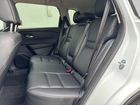 Used 2026 Nissan Rogue SL AWD/4WD image 24