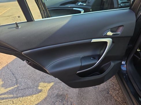 Used 2013 Buick Regal Premium image 10