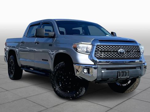 Used 2020 Toyota Tundra SR5 w/ SR5 Upgrade Package image 3