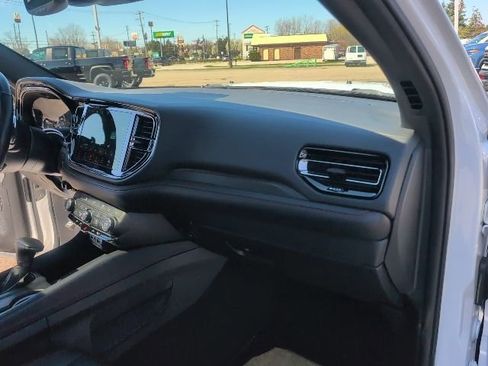 Used 2025 Dodge Durango R/T AWD/4WD image 54