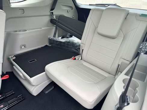 New 2026 Volkswagen Atlas SEL AWD/4WD image 8