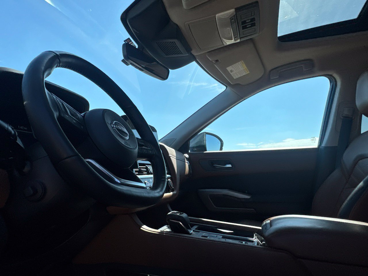 Used 2024 Nissan Pathfinder Platinum FWD image 50