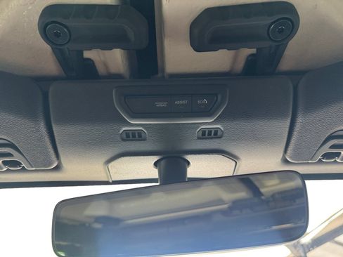 Used 2023 Jeep Gladiator Overland AWD/4WD image 26
