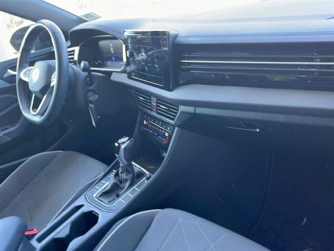 Used 2025 Volkswagen Jetta Sport FWD image 11