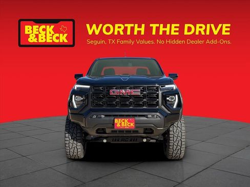 New 2025 GMC Canyon Elevation w/ Convenience Package image 2