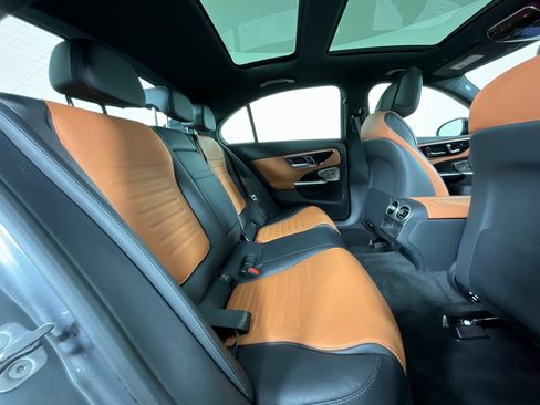 Used 2024 Mercedes-Benz C 300 Sedan image 23