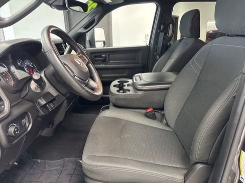 Used 2025 RAM 3500 Tradesman image 17