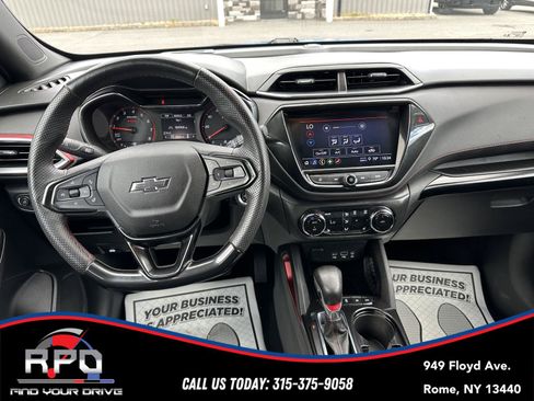 Used 2021 Chevrolet TrailBlazer ACTIV w/ Technology Package AWD/4WD image 16