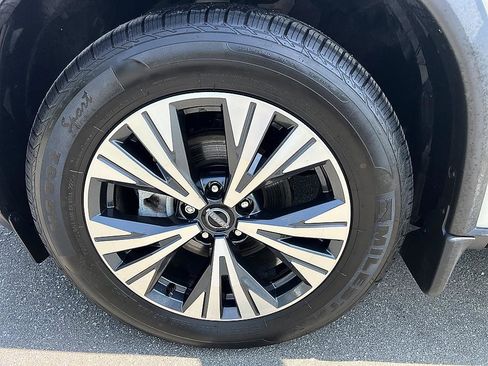 Certified 2023 Nissan Rogue SV w/ SV Premium B Package AWD/4WD image 9