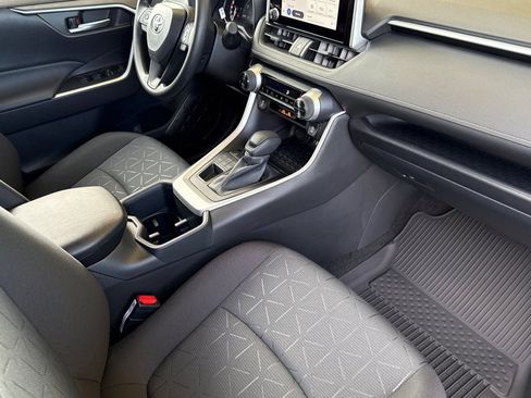 New 2025 Toyota RAV4 XLE image 18