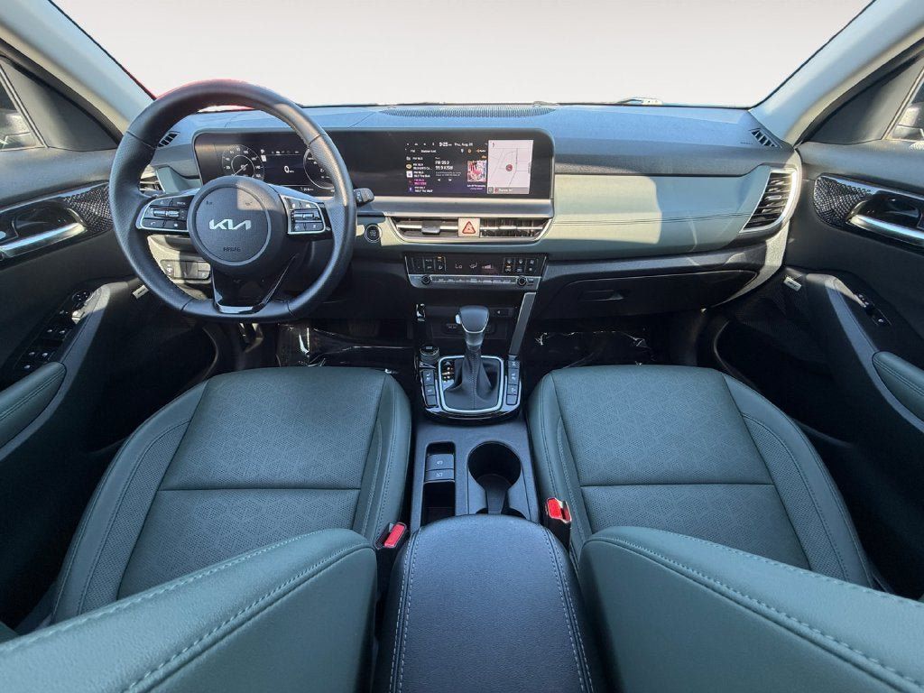 Used 2024 Kia Seltos SX w/ SX Sunroof Package AWD/4WD image 12