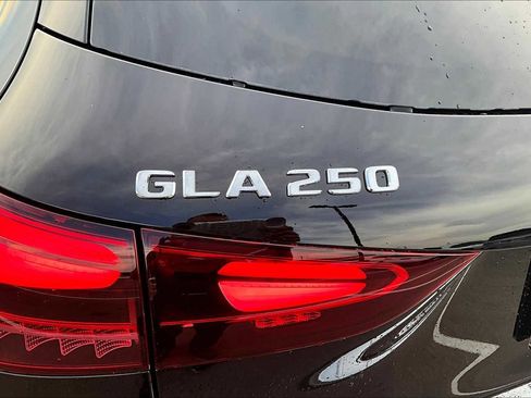 New 2026 Mercedes-Benz GLA 250 image 15