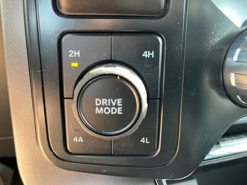 Used 2026 Ford F150 Lariat AWD/4WD image 34