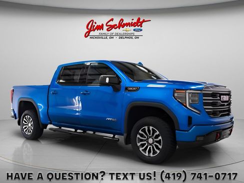 Used 2023 GMC Sierra 1500 AT4 w/ Technology Package AWD/4WD image 1