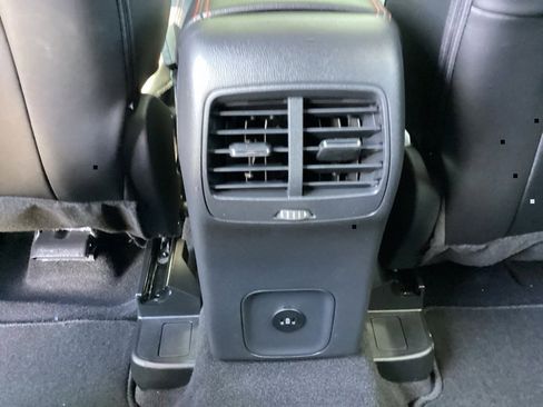 New 2025 Ford Escape ST-Line Elite image 40